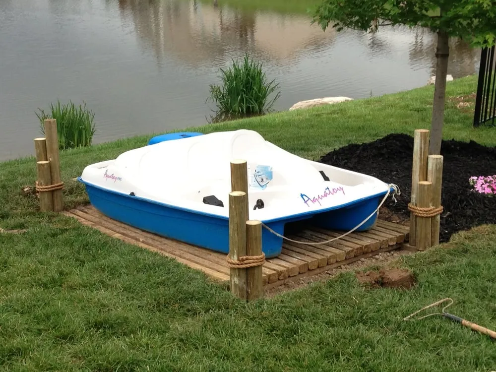 Custom yard maintenance experts serving Saint Louis, MO - 3 Guys Lawn & Landscapes