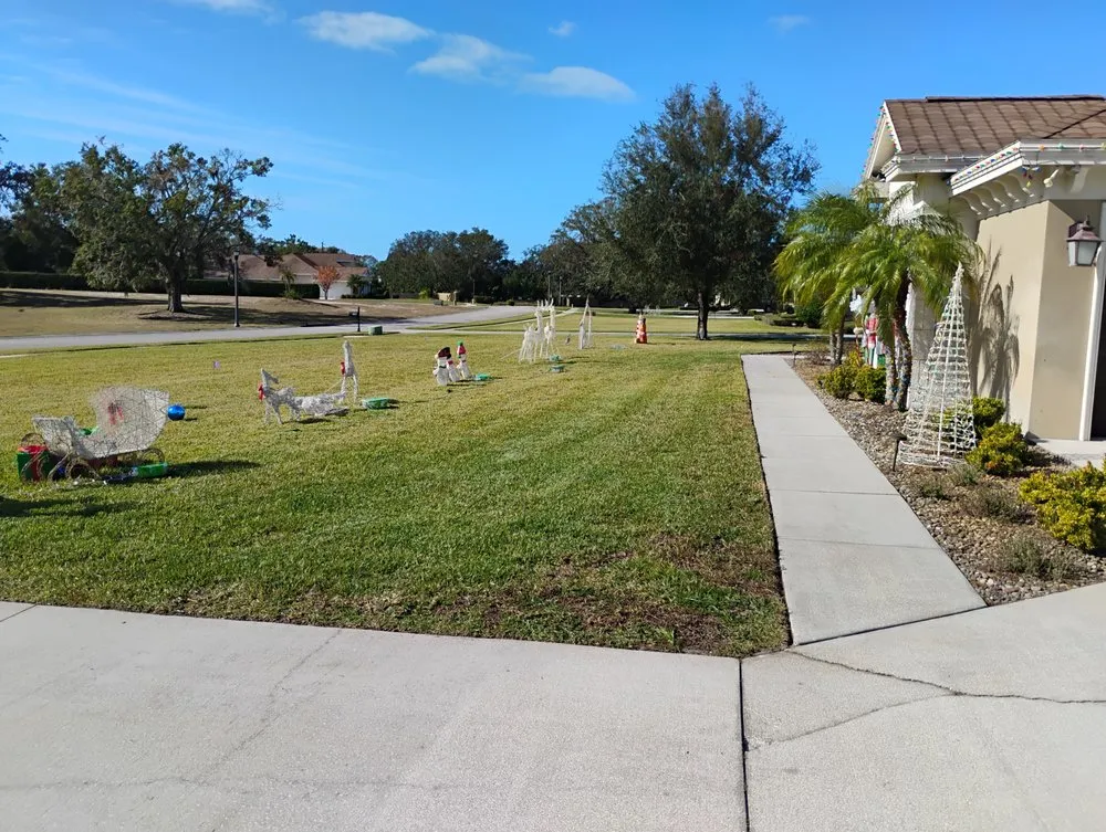 Professional garden landscaping experts serving Seminole, FL - 3 J's Lawn Care & Property Maintenance Services