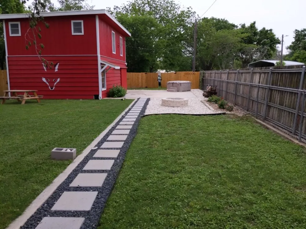 Local yard cleanup service experts serving New Braunfels, TX - 3 Little Birds