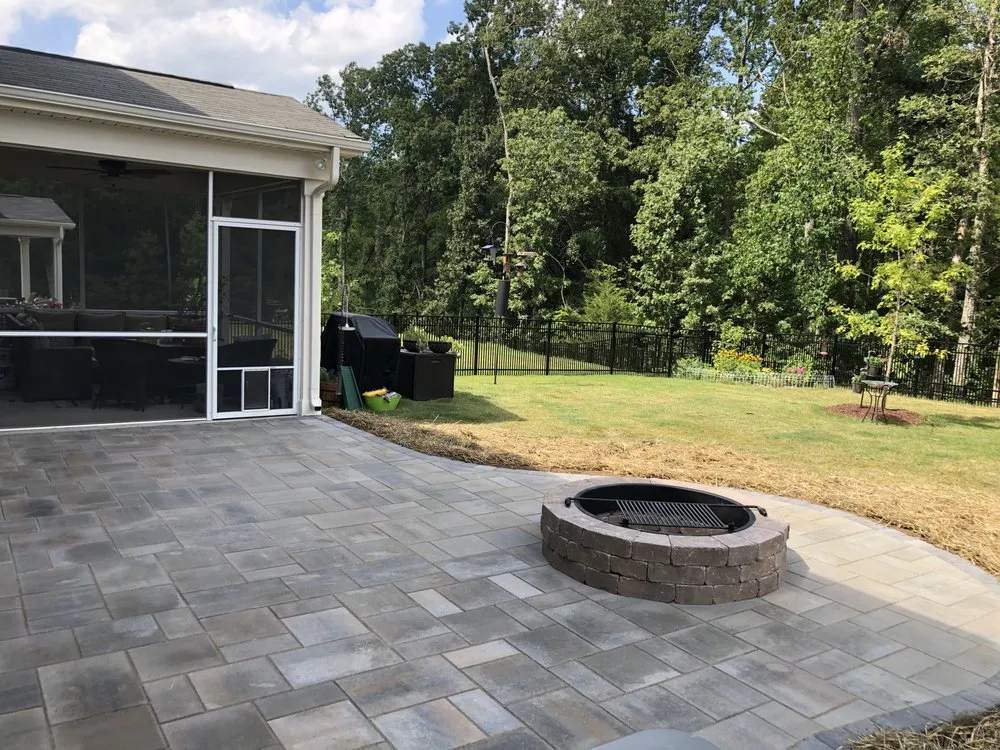 Professional yard maintenance in Cornelius, NC by 3 Little Stars Landscape