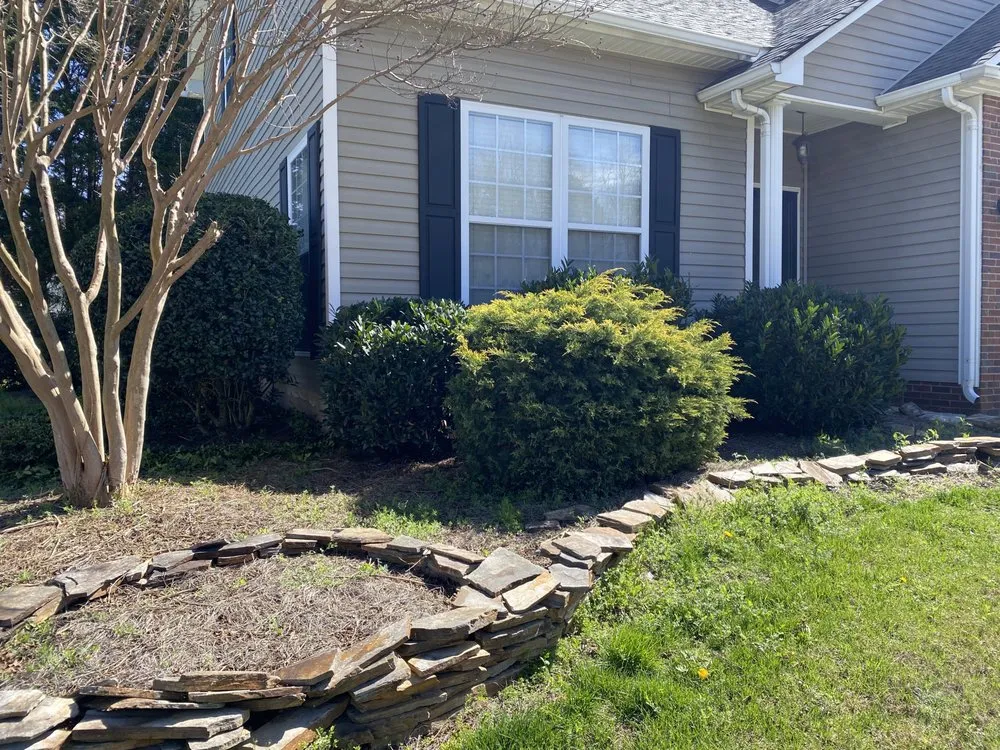 Local lawn mowing service near you across Charlotte, NC - 3 N 1 Lawn Care