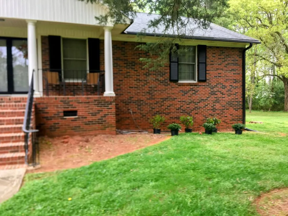 Affordable landscape design for residential properties in Charlotte, NC by 3 N 1 Lawn Care