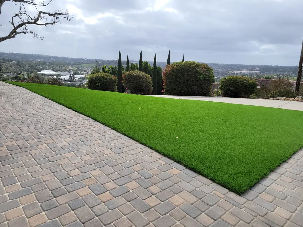 Top-rated yard cleanup service in Vista, CA - 3 Rivers Outscapes & Tree Service