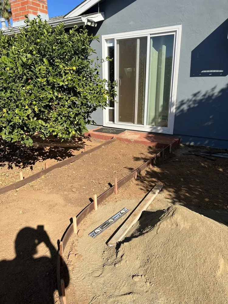 Local residential landscaping in Vista, CA - 3 Rivers Outscapes & Tree Service