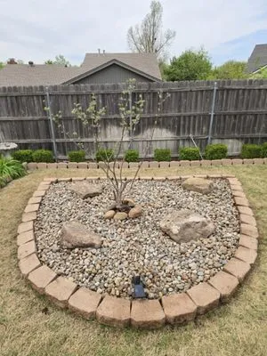 3 Stones Landscaping Logo