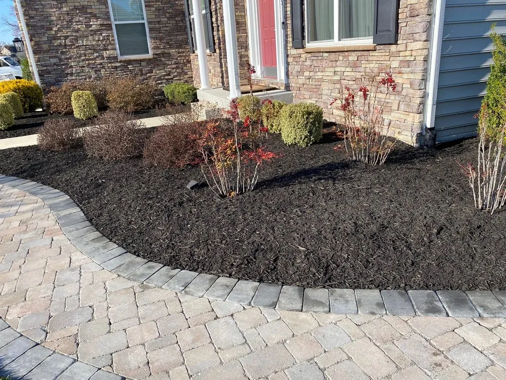 Professional outdoor landscaping experts serving Laurel, DE - 302 Yardworks