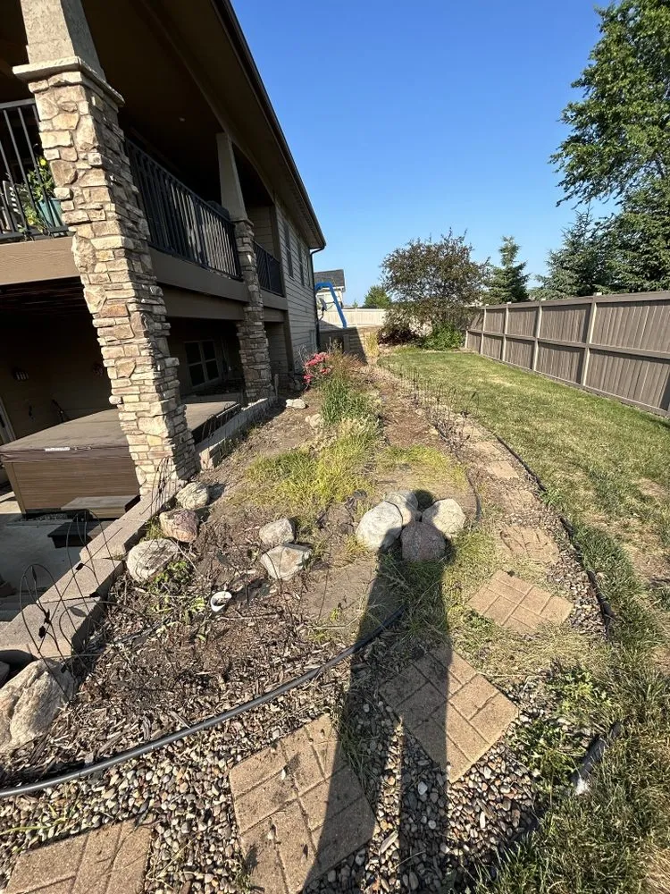 Custom yard maintenance in Altoona, IA by 310 Lawn N Mulch