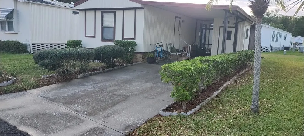 Top-rated yard cleanup service in Plant City, FL by 316 Landscaping Design