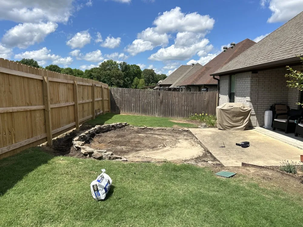 Reliable lawn care service experts serving Paragould, AR - 3:23 Landscaping & Construction