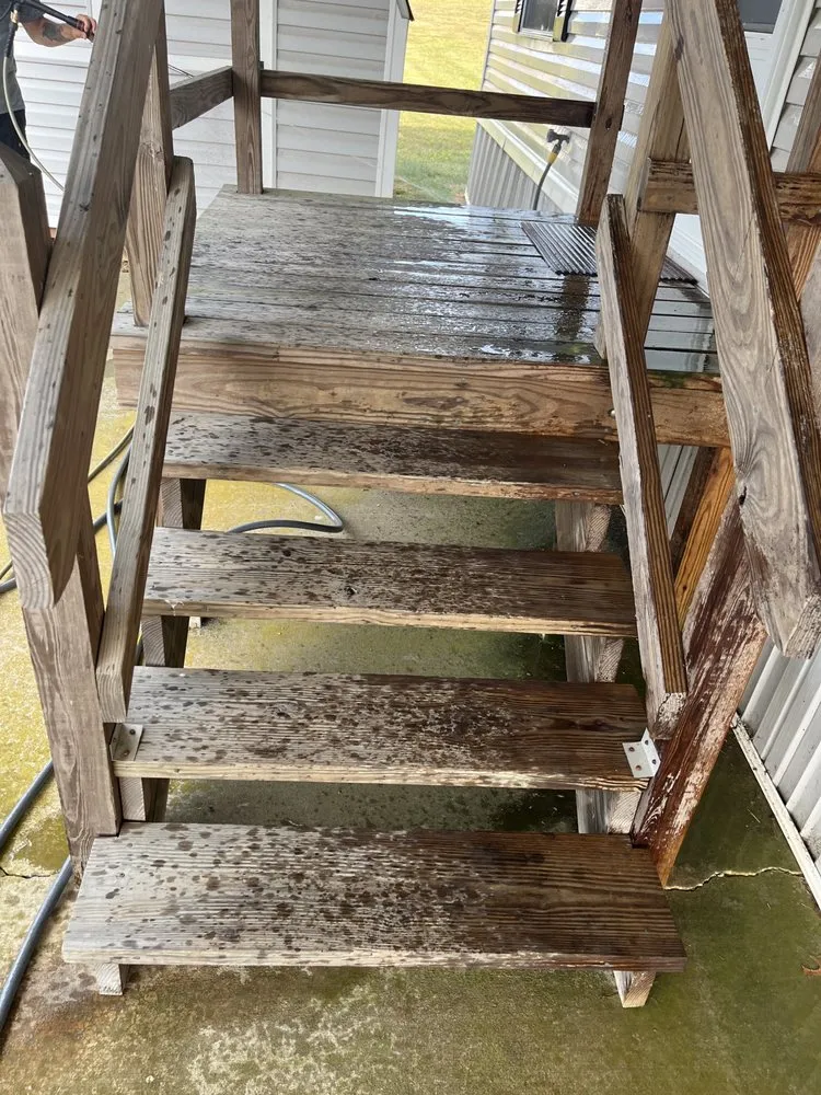 Custom yard maintenance experts serving Womelsdorf, PA - 335 Home Services