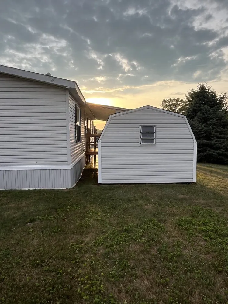 Affordable lawn mowing service experts serving Womelsdorf, PA - 335 Home Services