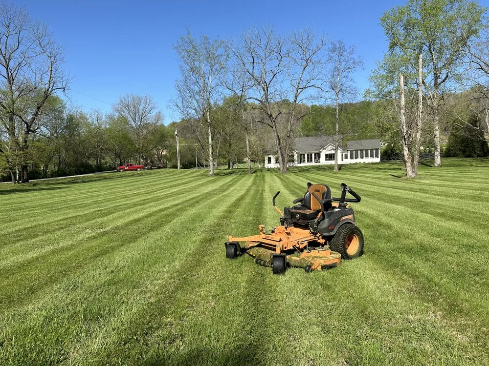 Custom yard maintenance in Centerville, TN - 360 Land Management