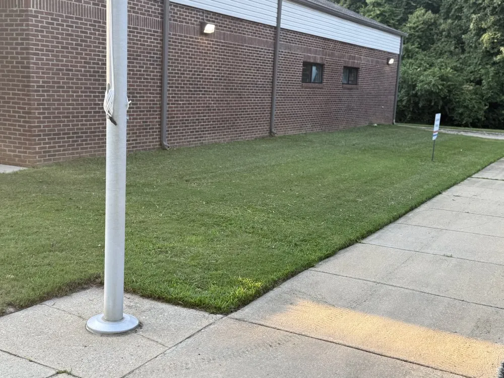 Expert lawn care service experts serving Clayton, NC - 360 Landscaping