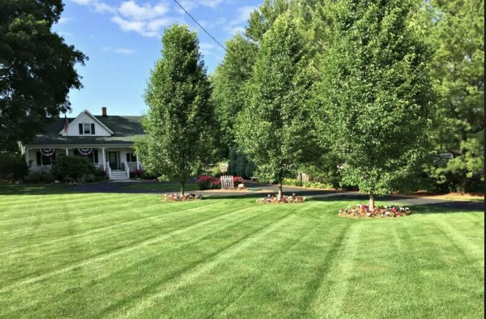Top-rated landscape design for beautiful yards in Shawnee, KS by 3Captains Lawn & Landscape