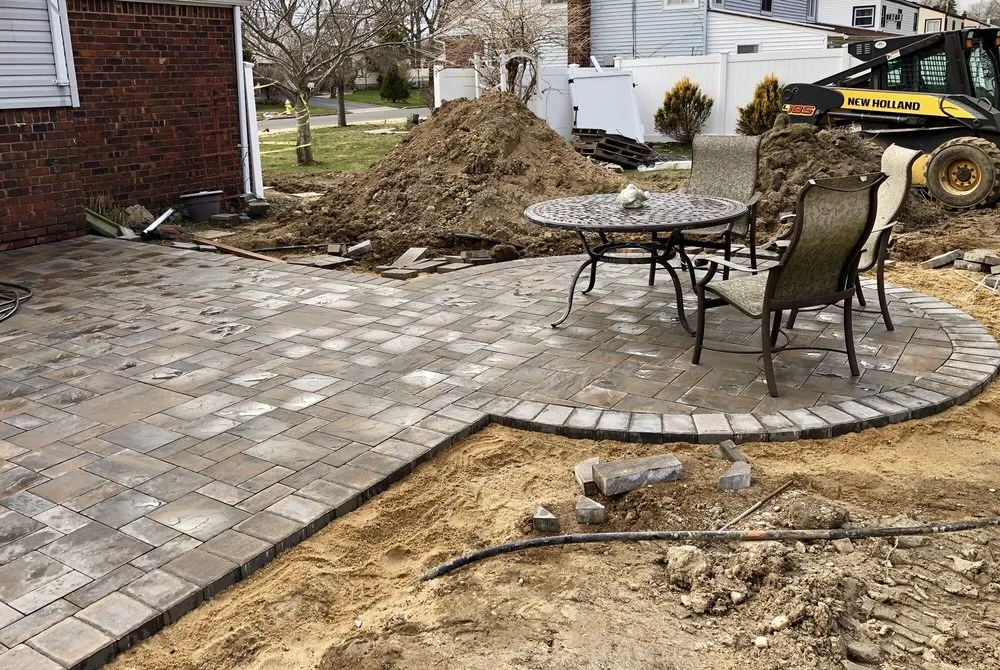 Custom garden landscaping experts serving Lindenhurst, NY - 3d Landscape and Masonry