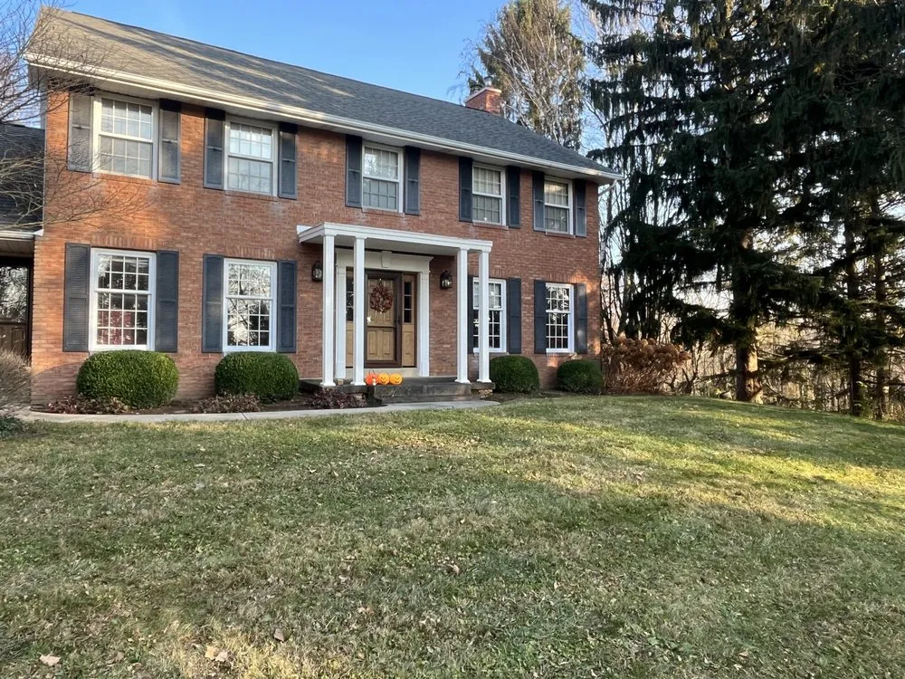 Professional outdoor landscaping experts serving Mansfield, OH - 3D Mowing And Landscaping