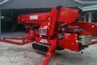 Affordable yard cleanup service for homes across Clinton, CT - 3D'S General Services