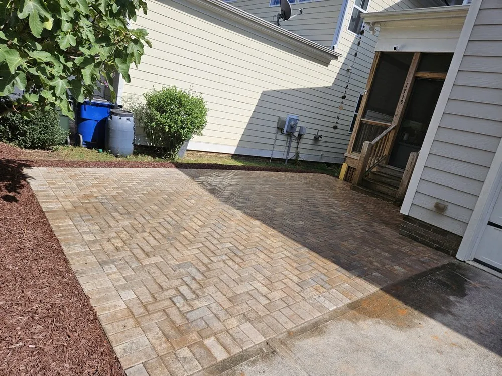 Reliable landscaping services for homes in Smithfield, NC by 3D's Landscaping