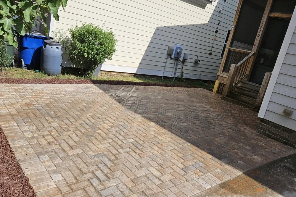 Custom lawn care service in Smithfield, NC by 3D's Landscaping