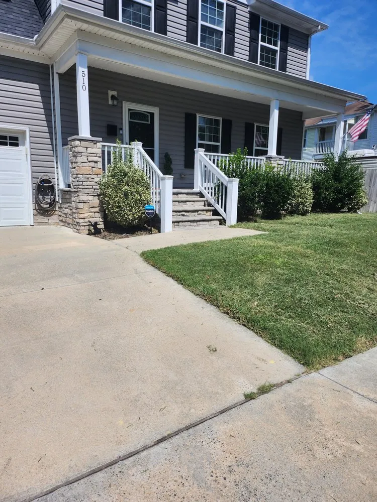 Top-rated residential landscaping with custom design across Norfolk, VA - 3J's Lawn Care