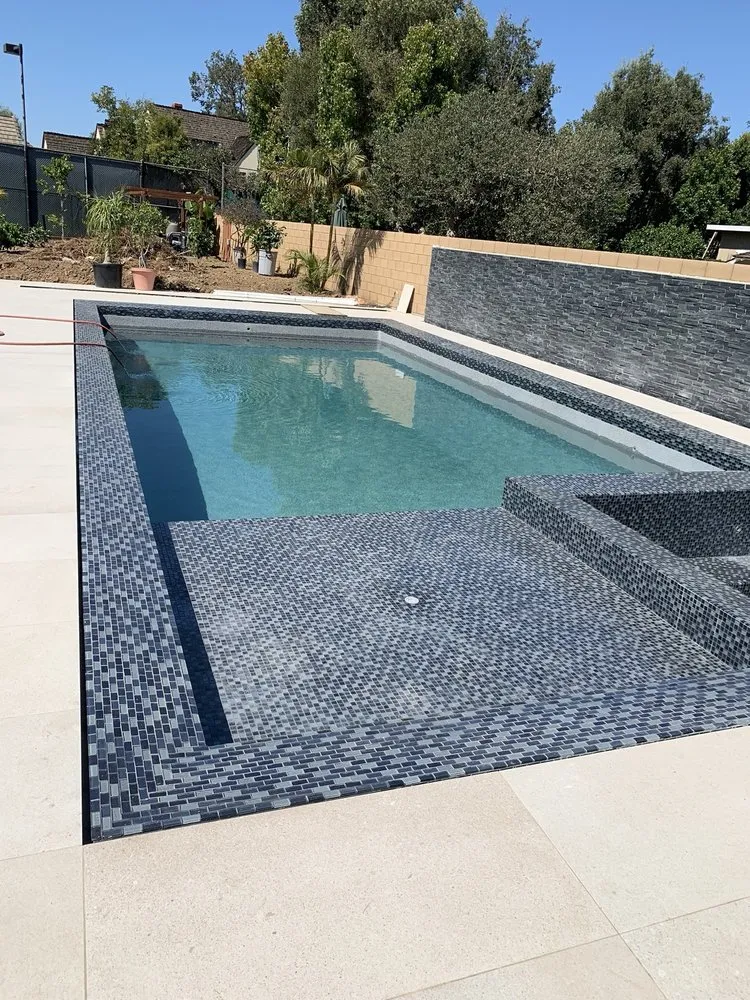 Expert lawn mowing service experts serving Kagel Canyon, CA - 3LM Pool And Spa