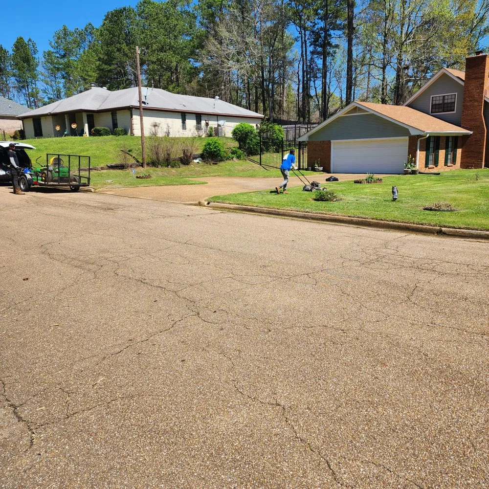 Expert lawn care service in Jackson, MS - 3MD Landscaping