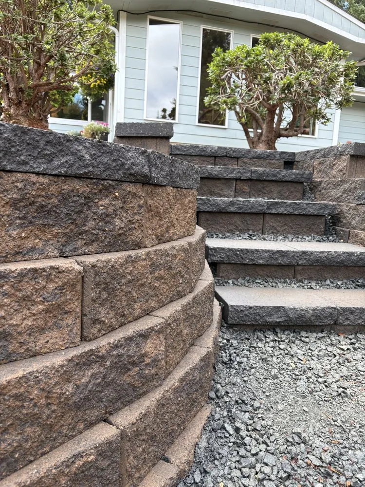 Custom residential landscaping in Cottage Grove, OR - 3R Diamonds