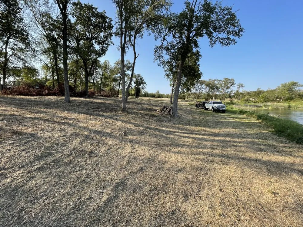 Local garden landscaping in Corsicana, TX by 3T Services