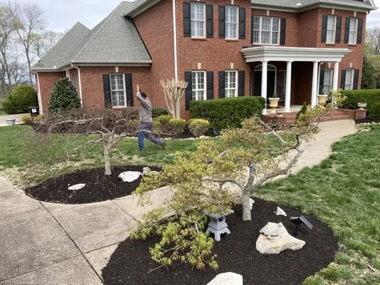 4 Brothers Landscape Logo