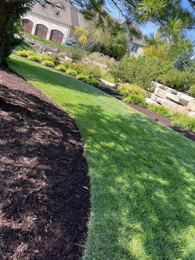 Reliable residential landscaping experts serving Richfield, WI - 4 Brothers Landscape