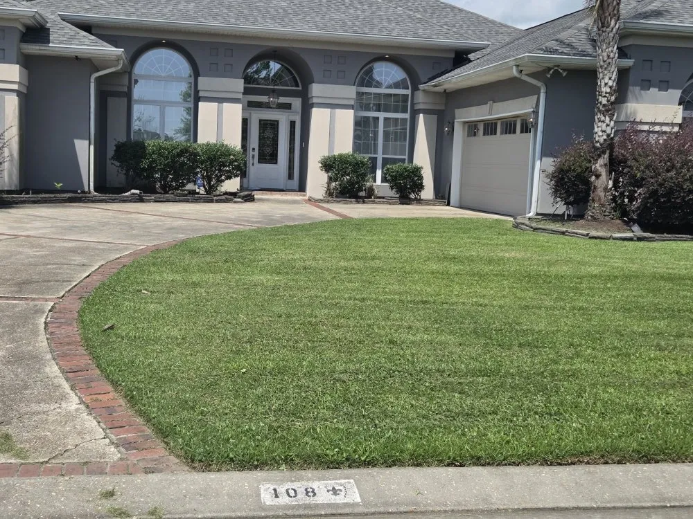 Expert yard maintenance for homes across New Orleans, LA - 4 Brothers Lawn & Care Services