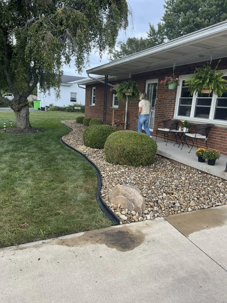 Expert outdoor landscaping in Monroeville, OH - 4 County Lawncare