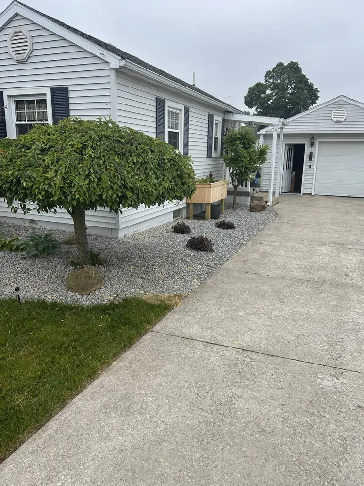 Local yard cleanup service for homes across Monroeville, OH - 4 County Lawncare
