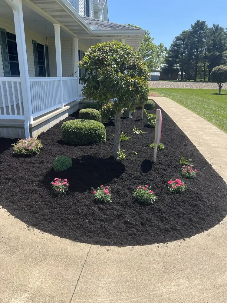 Top-rated residential landscaping experts serving Monroeville, OH - 4 County Lawncare