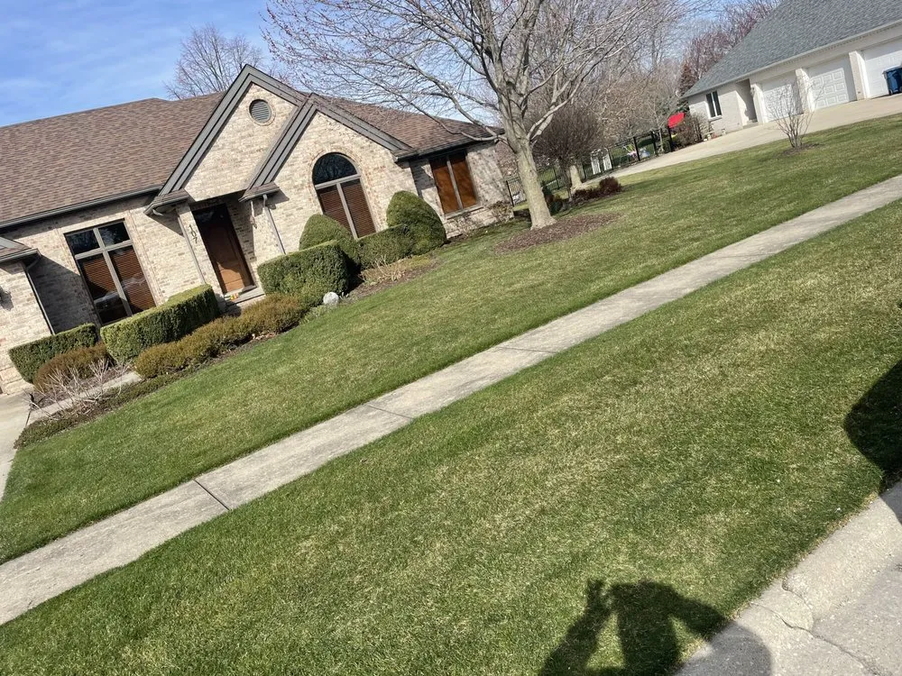 Top-rated landscape design near you in Pontiac, IL by 4 Elements Lawn To Landscaping