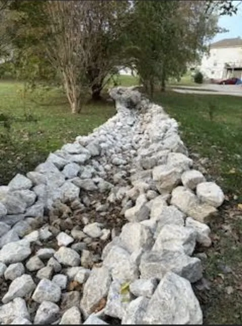 Custom lawn mowing service with custom design across Nashville, TN - 4 Ever Green