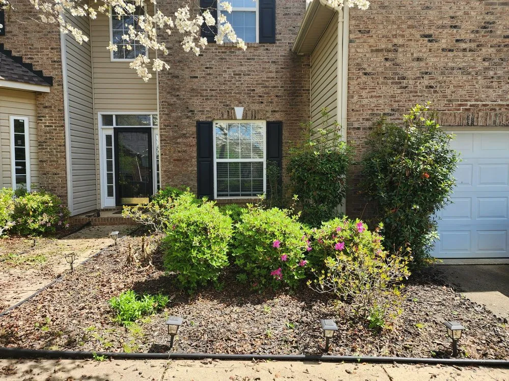 Trusted lawn care service in Charlotte, NC - 4 Evergreen Lawn Care