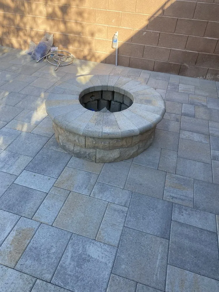 Reliable residential landscaping experts serving Las Vegas, NV - 4 Evergreen Maintenance & Landscaping