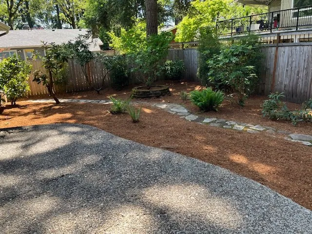 Local yard cleanup service in Salem, OR by 4 Grace Lawn Care