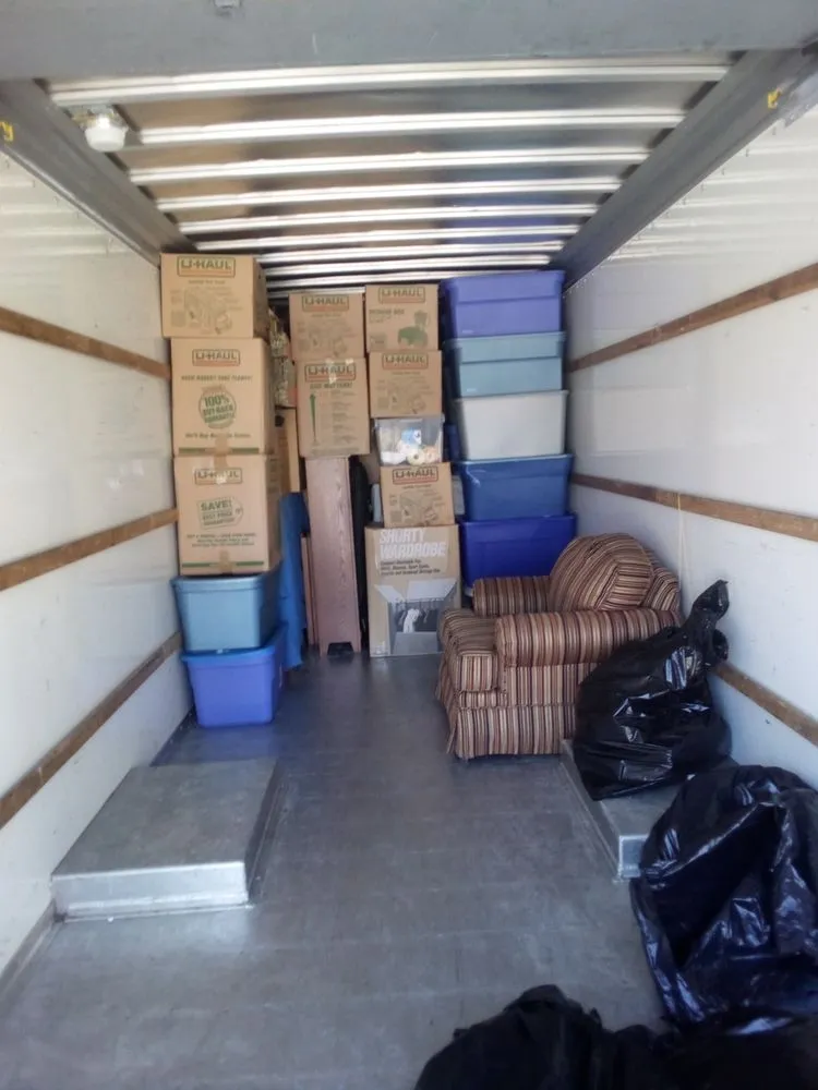 Expert yard maintenance for homes in Columbus, GA by 4 Hands Movers