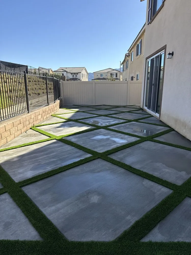 Reliable lawn care service in El Monte, CA - 4 Lakes Landscape