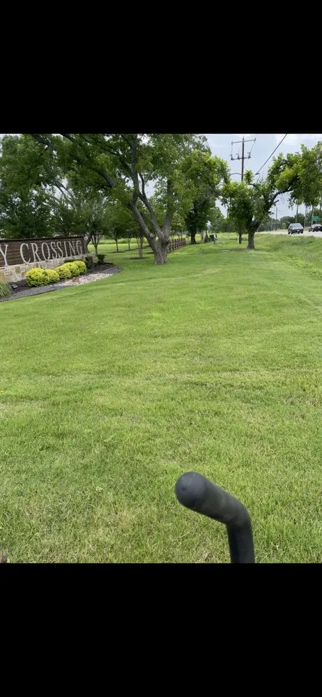 Expert lawn care service experts serving Fort Worth, TX - 4 Lawncare Services