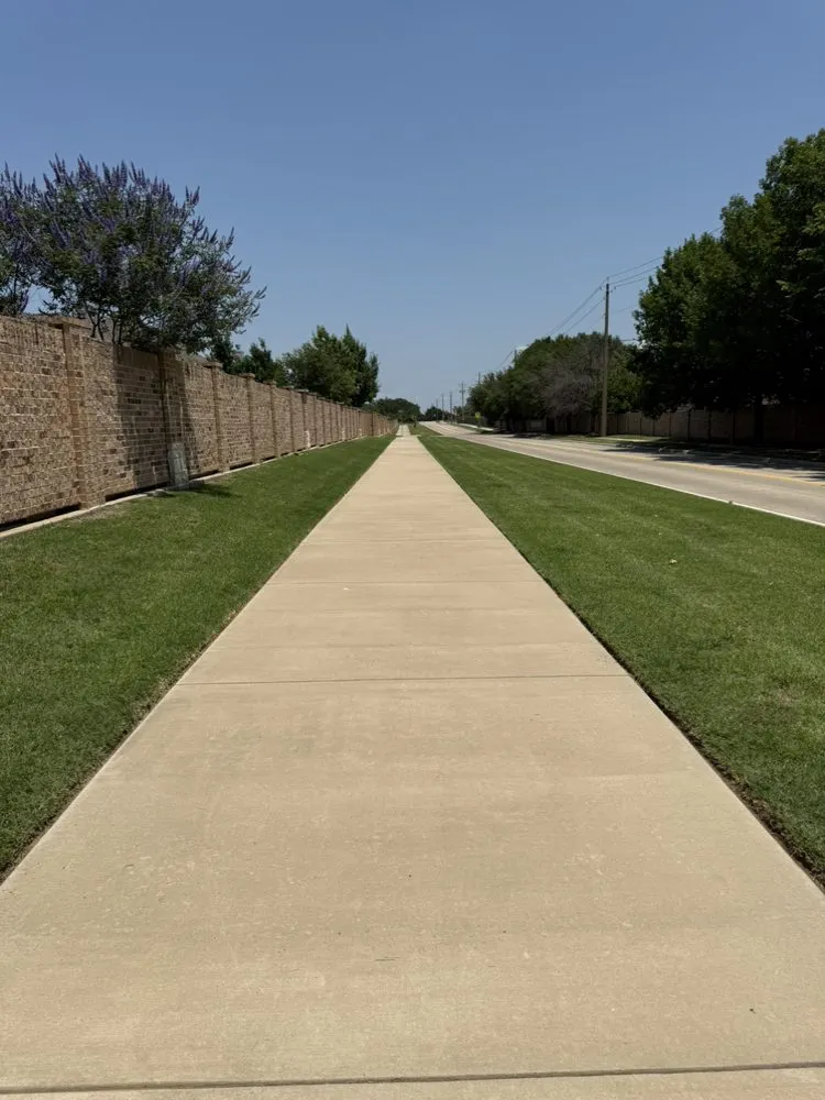 Custom outdoor landscaping for residential properties in Fort Worth, TX by 4 Lawncare Services