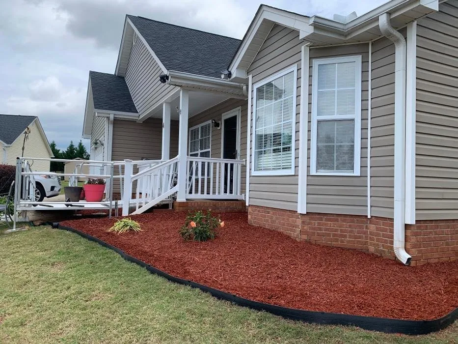 Expert residential landscaping in Boiling Springs, SC by 4 Point Lawncare