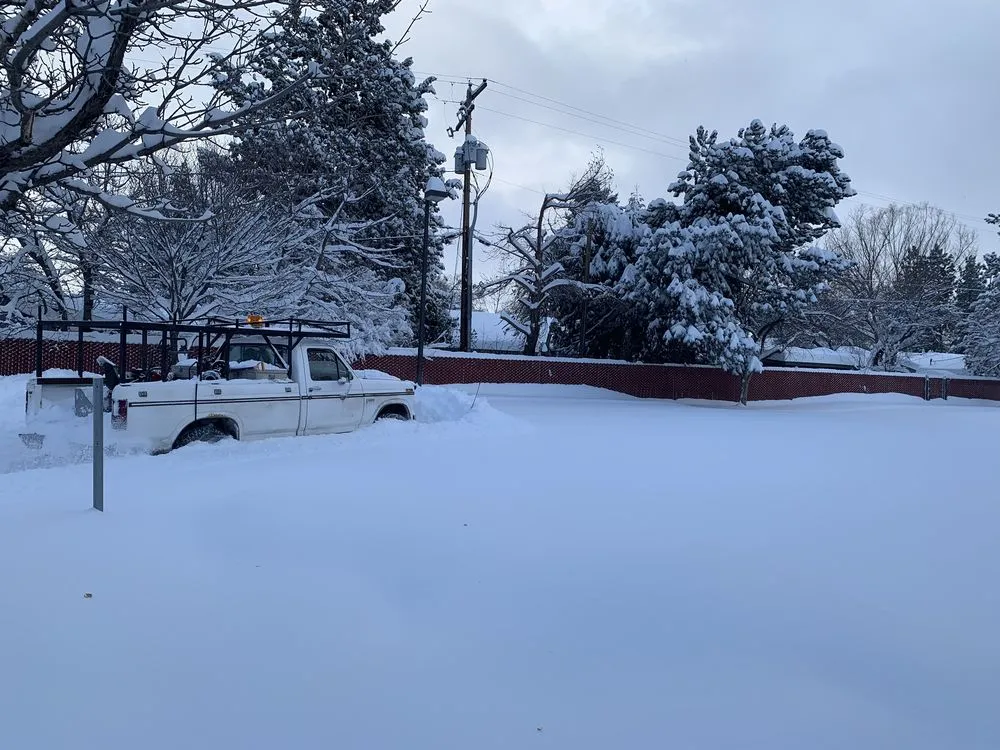 Affordable outdoor landscaping experts serving Bend, OR - 4 Seasonal Services