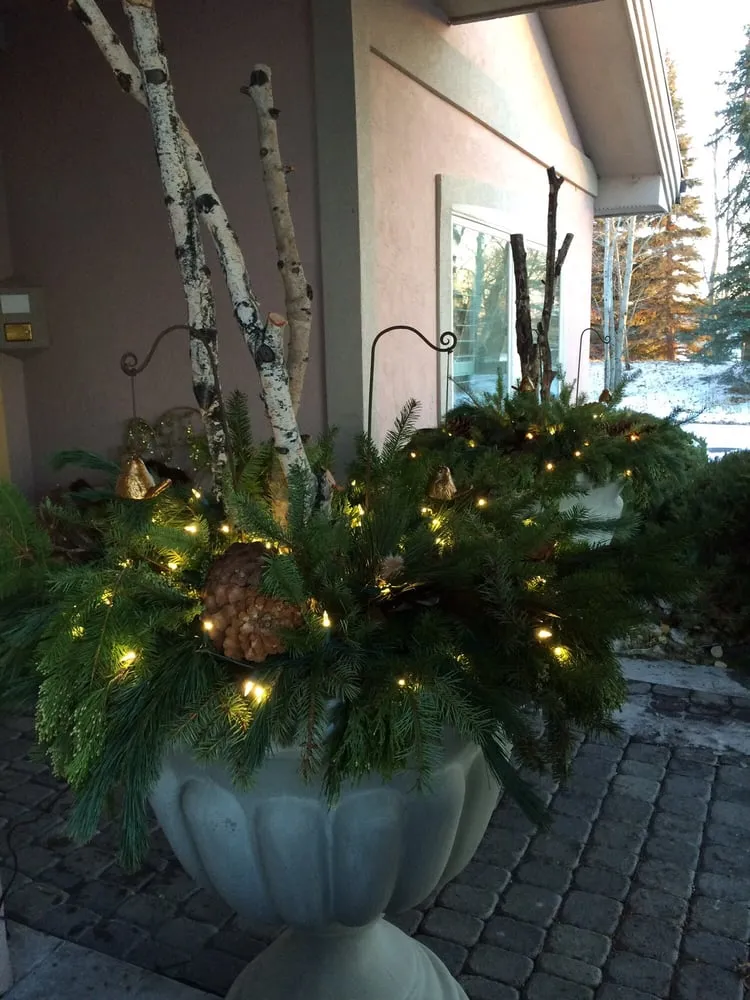 Professional lawn care service experts serving Idaho Falls, ID - 4 Seasons Garden Design