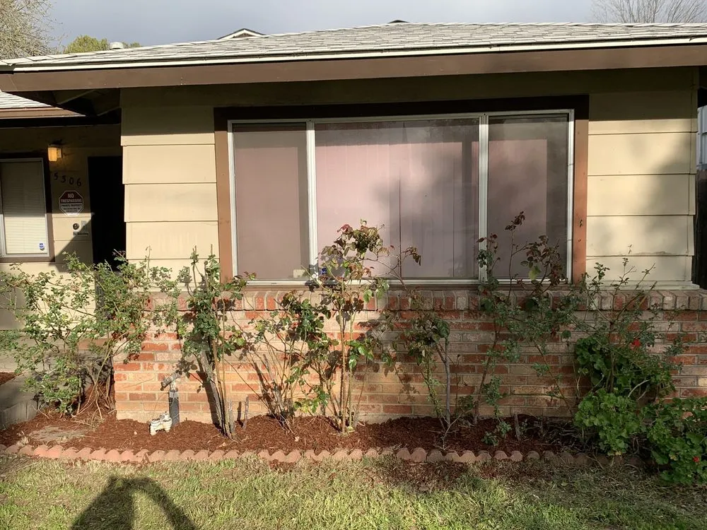 Affordable lawn mowing service near you across Sacramento, CA - 4 Seasons Gardening