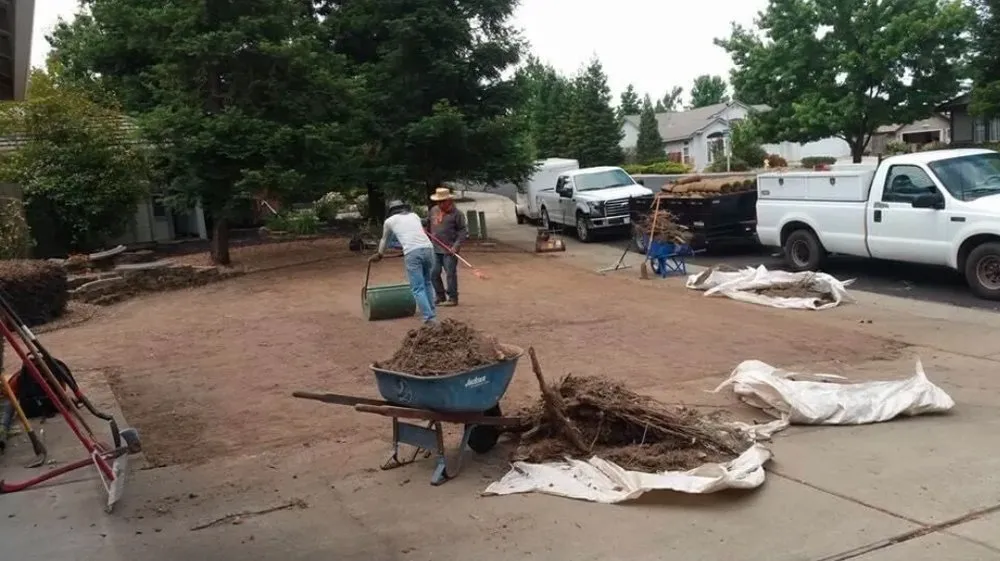 Custom residential landscaping experts serving Sacramento, CA - 4 Seasons Gardening