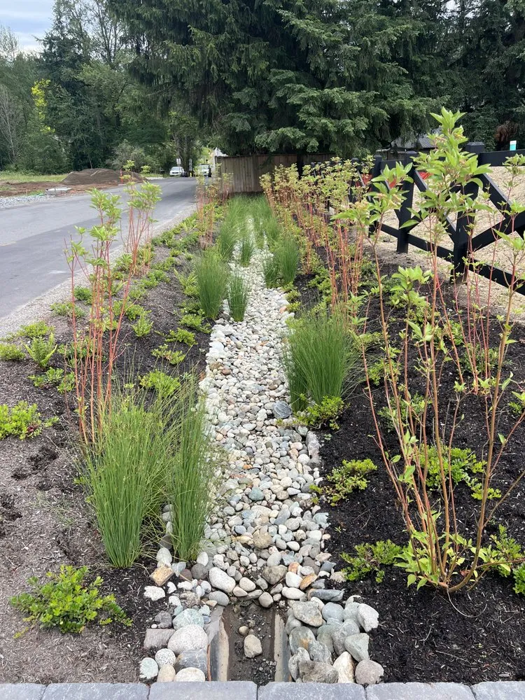 Local lawn mowing service experts serving Kirkland, WA - 4 Seasons Landscape Management