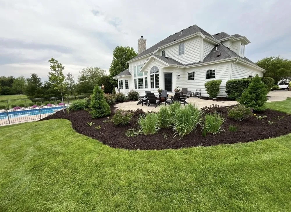 Trusted yard cleanup service in West Milwaukee, WI - 4 Seasons Landscape Mulch & More